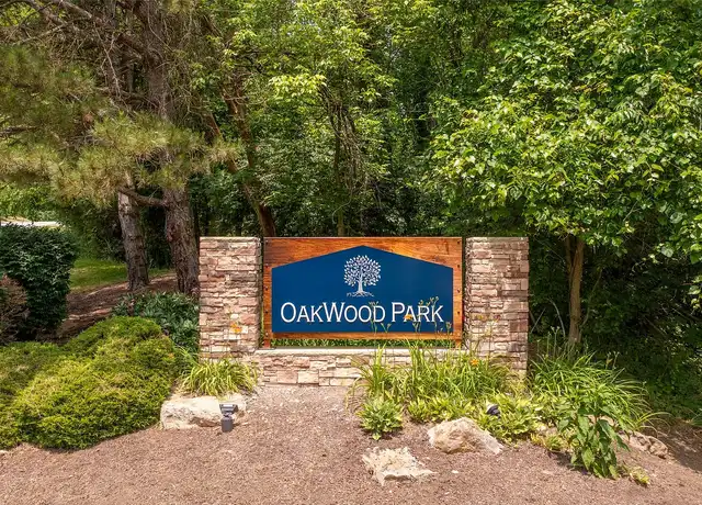 Property at Oakwood Park - 1600 Settlers Dr, Oakdale, PA, 15071, 1-2 bed, 1 bath, [object Object]