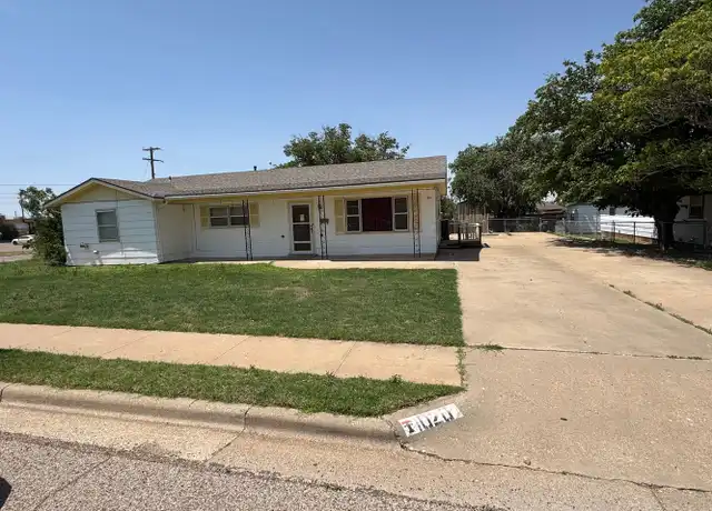 Property at 1020 2nd St, Lubbock, TX, 79401, 3 beds, 2 baths, [object Object]
