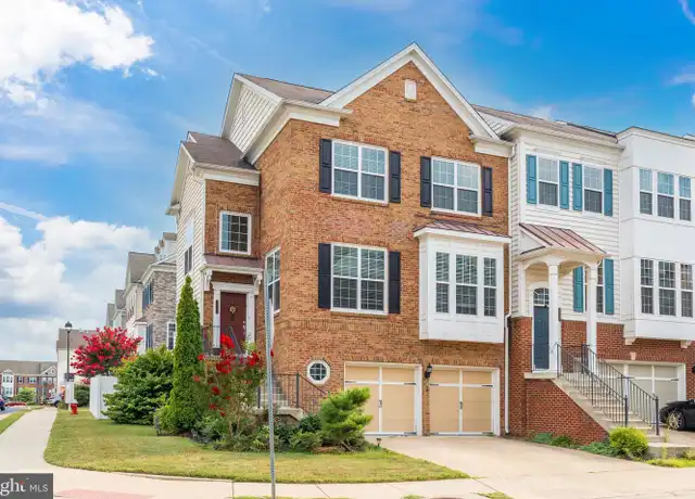 Property at 43609 White Cap Ter, Chantilly, VA, 20152, 4 beds, 3.5 baths, [object Object]