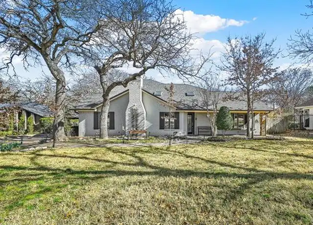 Property at 9 Meadowbrook Ln, Roanoke, TX, 76262, 4 beds, 2.5 baths, [object Object]