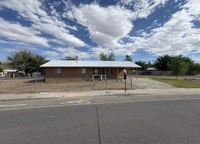 Property at 430 Carson Dr SE, Los Lunas, NM, 87031, 3 beds, 1.5 baths, [object Object]