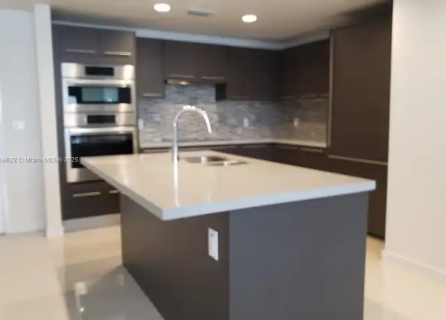 Property at 7875 NW 107th Ave #213, Doral, FL, 33178, 2 beds, 2 baths, [object Object]