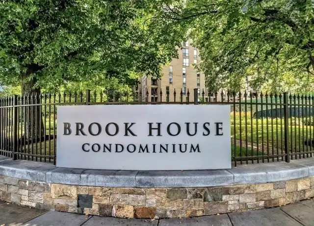 Property at 44 Washington St #1010, Brookline, MA, 02445, 1 bed, 1 bath, [object Object]