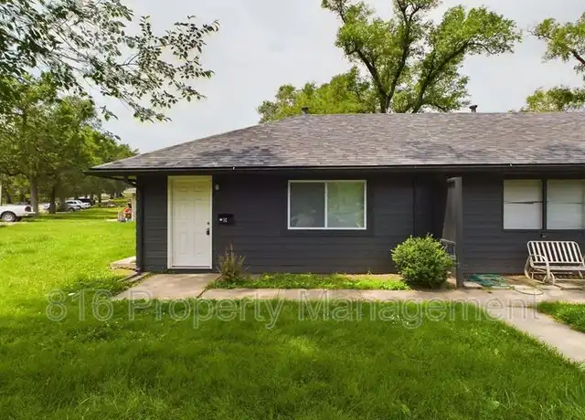 Property at 15216 Bellaire Ave, Grandview, MO, 64030, 1 bed, 1 bath, [object Object]