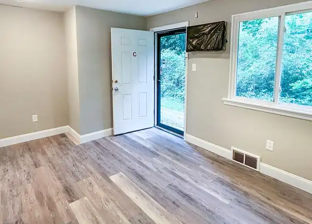 Property at 114 McLaughlin Rd Unit C, Coraopolis, PA, 15108, 0 beds, 1 bath, [object Object]
