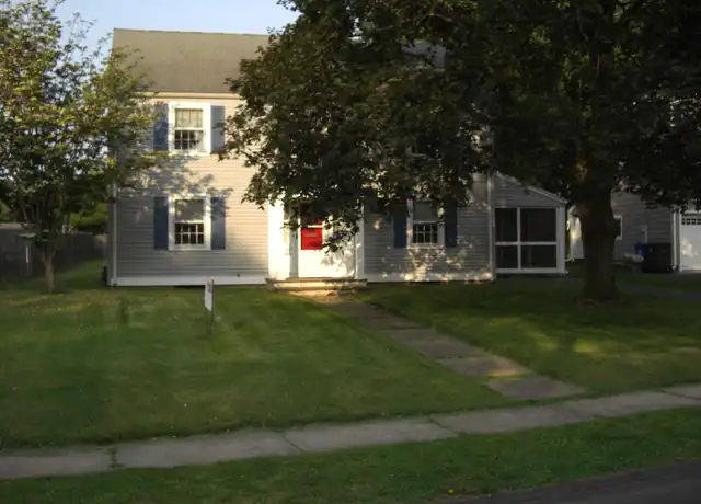 Property at 42 Rosedale Rd, West Hartford, CT, 06107, 4 beds, 1.5 baths, [object Object]