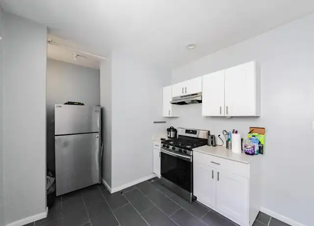 Property at 3557 W Wrightwood Ave, Chicago, IL, 60647, 2 beds, 1 bath, [object Object]