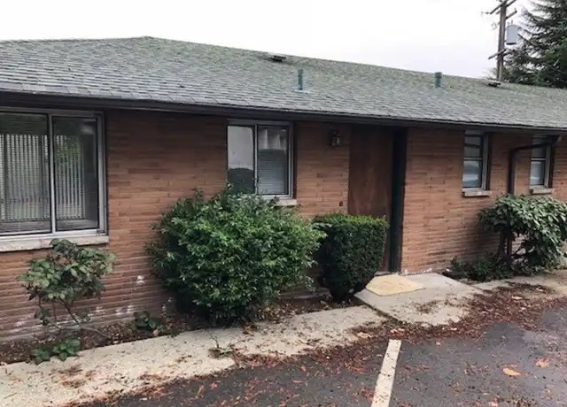 Property at 1825 NE 3rd St Unit 3, Renton, WA, 98056, 1 bed, 1 bath, [object Object]