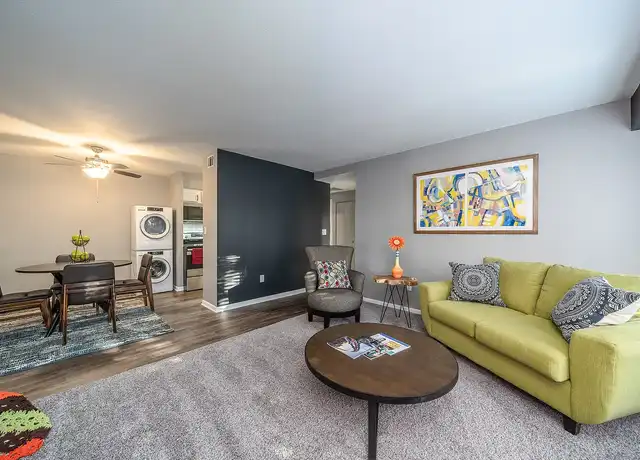 Property at Teak - 3215 S Westbrooke Ln, Sioux Falls, SD, 57106, 1-2 bed, 1 bath, [object Object]