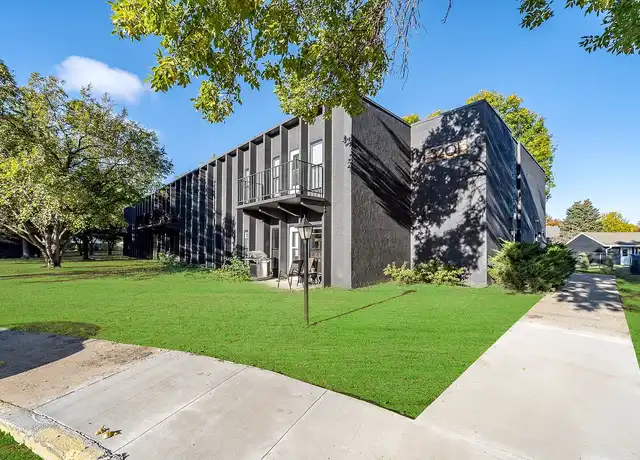 Property at Teak - 3215 S Westbrooke Ln, Sioux Falls, SD, 57106, 1-2 bed, 1 bath, [object Object]