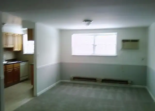 Property at 744 E Chester Pike Unit 10, Ridley Park, PA, 19078, 2 beds, 1 bath, [object Object]
