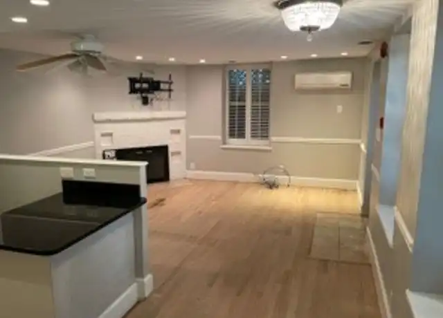 Property at 3035 Q St NW #2, Washington, DC, 20007, 1 bed, 1 bath, [object Object]