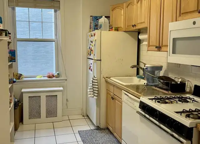Property at 1997 Commonwealth Ave, Brighton, MA, 02135, 2 beds, 1 bath, [object Object]