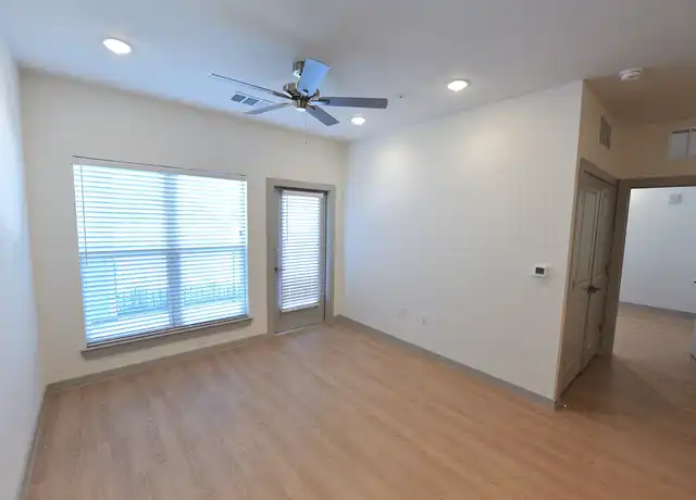 Property at The Verge at Summer Park - 905 Park Place Blvd, Rosenberg, TX, 77469, 2 beds, 2 baths, [object Object]