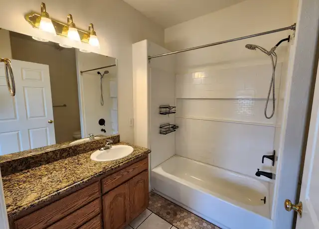 Property at 3212 N Ammon Rd, Idaho Falls, ID, 83401, 6 beds, 3 baths, [object Object]