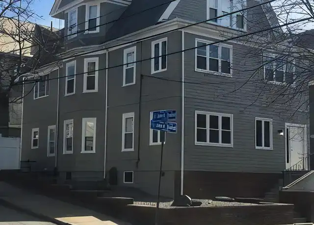 Property at 29 Packard Ave Unit 1, Somerville, MA, 02144, 3 beds, 1 bath, [object Object]