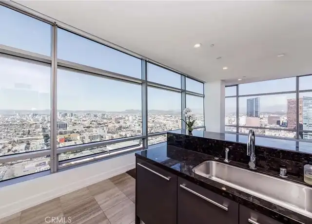 Property at 900 W Olympic Blvd Unit 31J, Los Angeles, CA, 90015, 3 beds, 3 baths, [object Object]