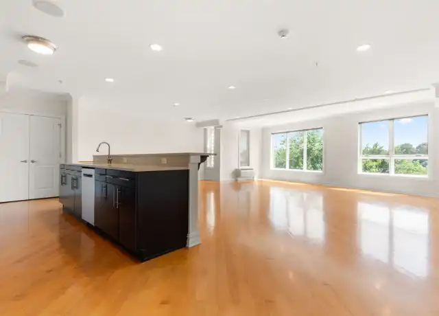 Property at 84 Hackensack Plank Rd #5, Weehawken, NJ, 07086, 2 beds, 2.5 baths, [object Object]