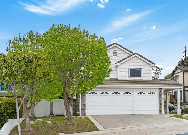Photo of 6 Village Cir, Manhattan Beach, CA 90266