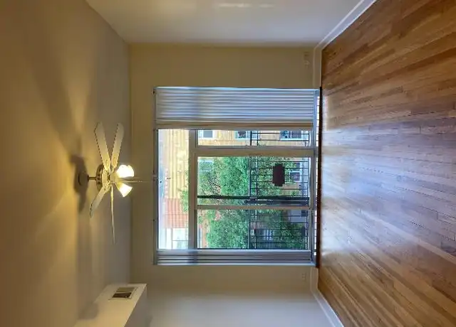 Property at 906 N Damen Ave, Chicago, IL, 60622, 3 beds, 1 bath, [object Object]