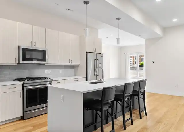 Property at 488 Dorchester Ave Unit 4I, South Boston, MA, 02127, 2 beds, 2 baths, [object Object]
