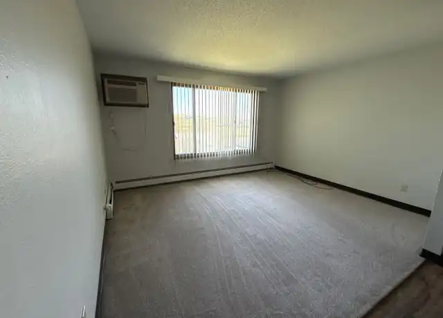 Property at 2010 10th Ave E Unit 304, Williston, ND, 58801, 1 bed, 1 bath, [object Object]