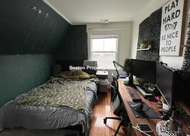 Property at 79 College Ave Unit 4, Somerville, MA, 02144, 1 bed, 1 bath, [object Object]
