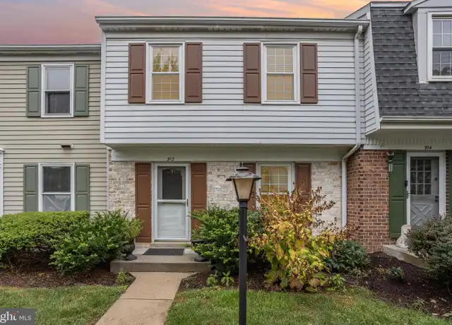 Property at 912 Allenview Dr, Mechanicsburg, PA, 17055, 3 beds, 2.5 baths, [object Object]