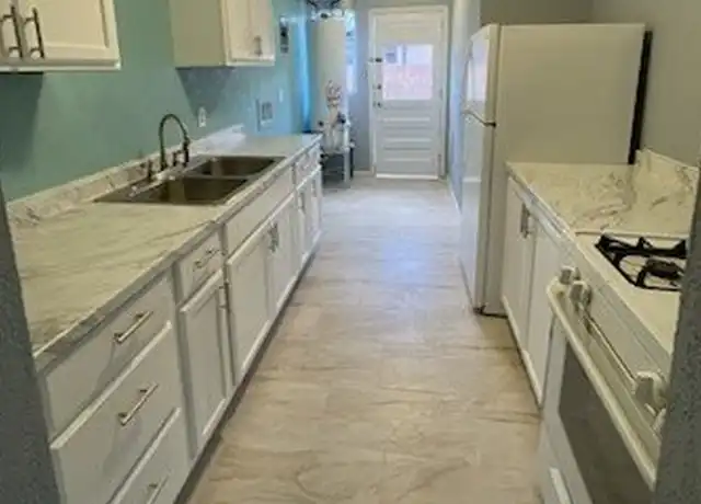 Property at 805 Ortiz Dr SE Unit 1, Albuquerque, NM, 87108, 1 bed, 1 bath, [object Object]