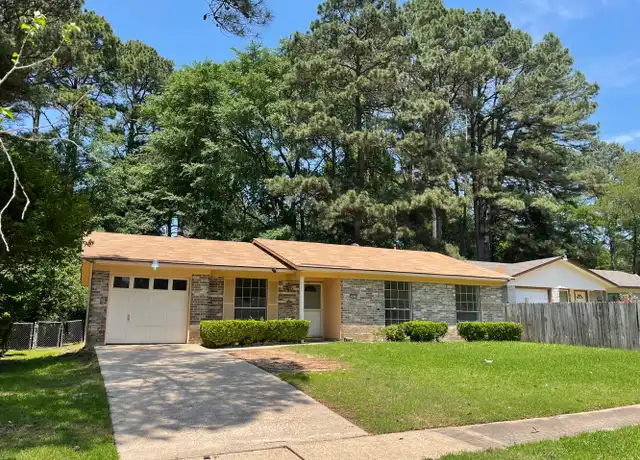 Property at 3014 Lone Oak Dr, Shreveport, LA, 71118, 3 beds, 2 baths, [object Object]