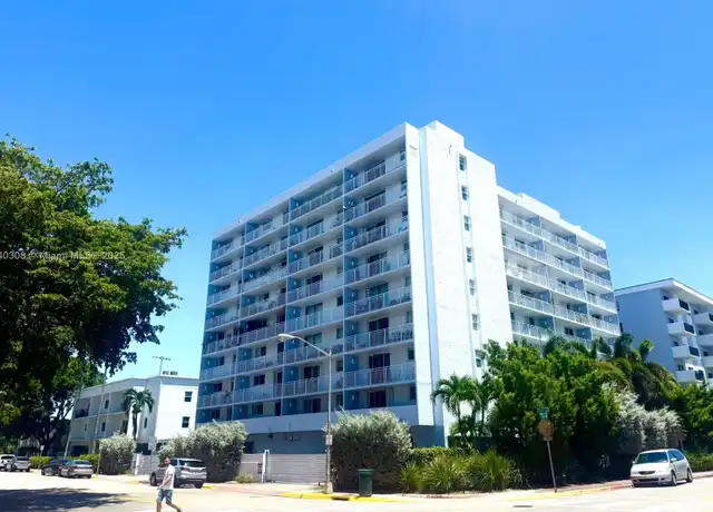 Property at 1045 10th St #206, Miami Beach, FL, 33139, 1 bed, 1 bath, [object Object]