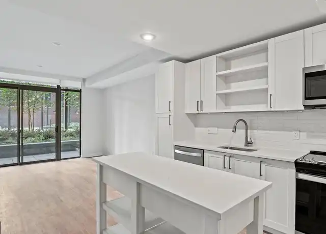 Property at 4000 Wisconsin Ave NW Unit 2B-4K-232, Washington, DC, 20016, 2 beds, 2 baths, [object Object]