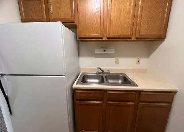 Property at 1819 University Dr Unit 1819-A10, Cedar Falls, IA, 50613, 2 beds, 1 bath, [object Object]