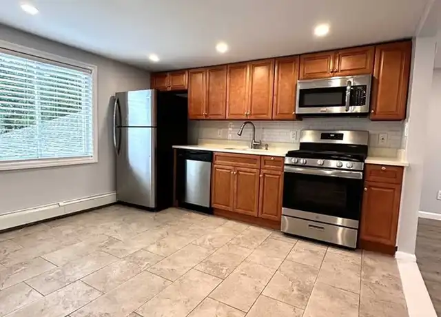 Property at 473-479 Preakness Ave Unit 2, Paterson, NJ, 07502, 2 beds, 1 bath, [object Object]