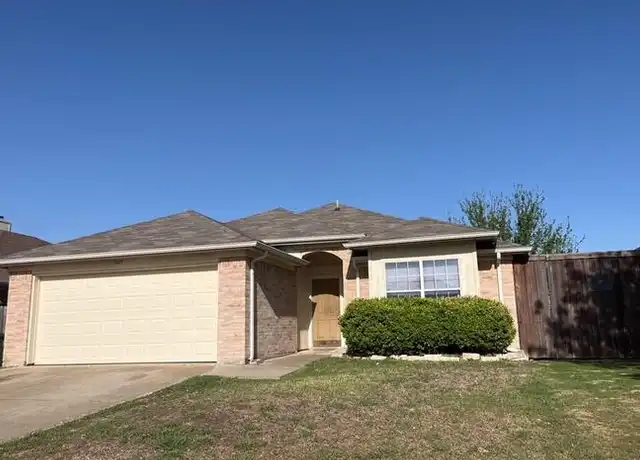 Property at 7009 Snowivy Ct, Arlington, TX, 76001, 3 beds, 2 baths, [object Object]