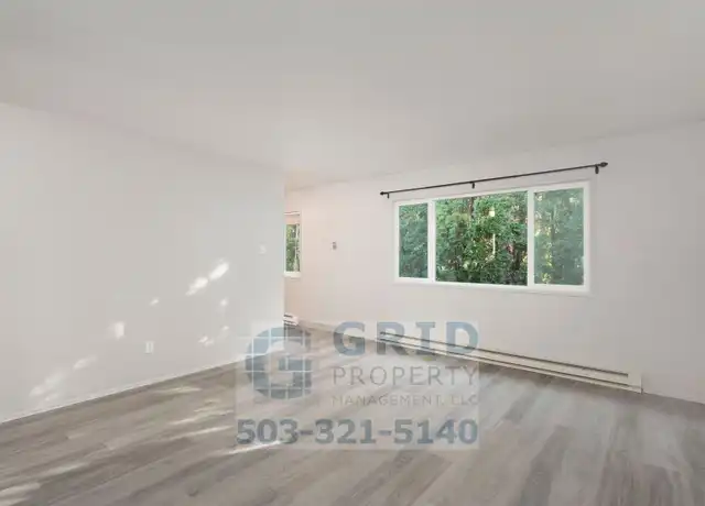 Property at 2121 SE 50th Ave Unit 03, Portland, OR, 97215, 2 beds, 1 bath, [object Object]