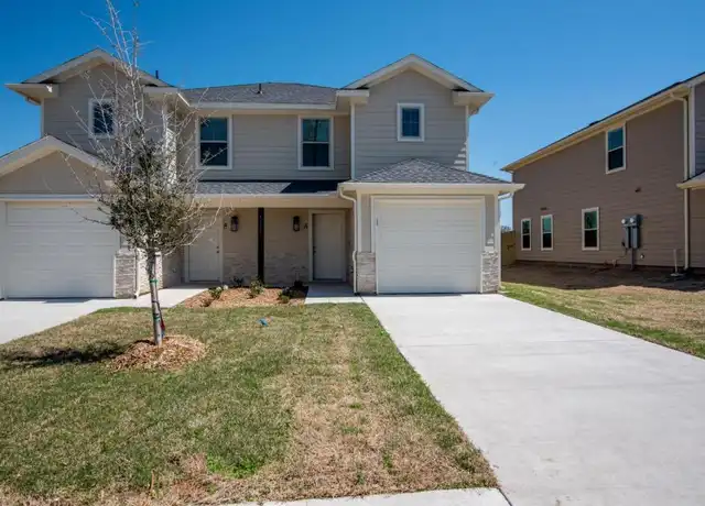 Property at 1524 Kennedy St Unit B, Bonham, TX, 75418, 3 beds, 2.5 baths, [object Object]