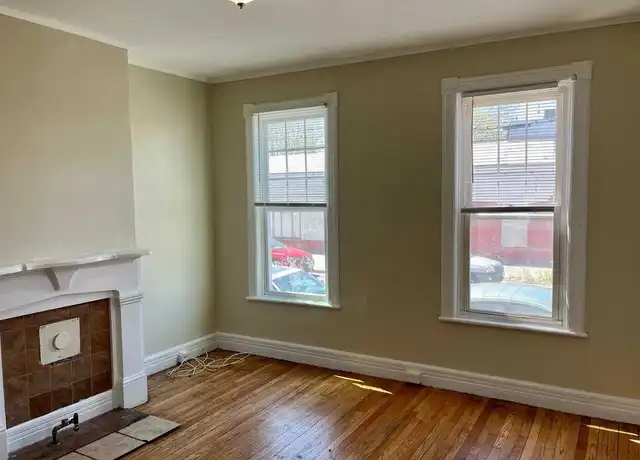Property at 105 West St, Albany, NY, 12206, 2 beds, 1 bath, [object Object]