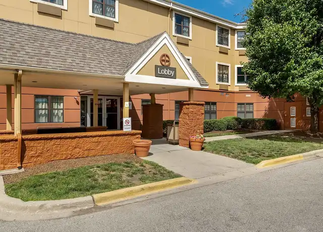 Property at Chicago - Gurnee - 5724 Northridge Dr, Gurnee, IL, 60031, 0 beds, 1 bath, [object Object]