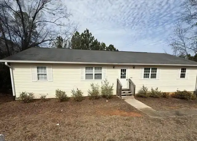 Property at 1905 Karen Cir Unit B, Milledgeville, GA, 31061, 2 beds, 1 bath, [object Object]