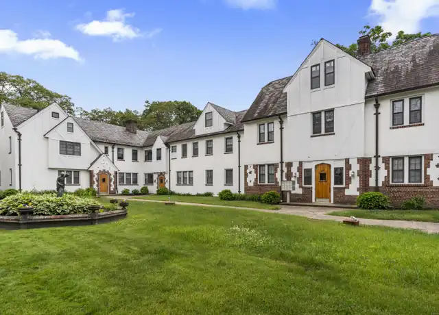 Property at 623 Whitney Ave Unit 6, New Haven, CT, 06511, 2 beds, 1 bath, [object Object]
