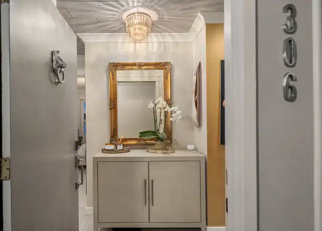 Property at 6421 Lake Washington Blvd NE #306, Kirkland, WA, 98033, 1 bed, 1 bath, [object Object]