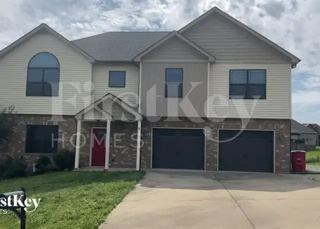 Property at 660 Superior Ln, Clarksville, TN, 37043, 6 beds, 3 baths, [object Object]