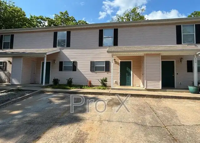 Property at 1366 E Sequoyah Ct, Fayetteville, AR, 72701, 2 beds, 1 bath, [object Object]