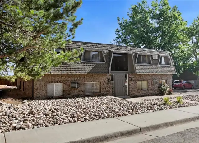 Property at 5567 S Sherman Cir, Littleton, CO, 80121, 1 bed, 1 bath, [object Object]