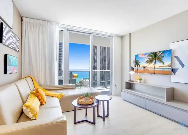 Property at 4112 Jimmy Buffett Memorial Hwy Unit 1227206P, Hollywood, FL, 33019, 1-3 bed, 1.5-2.5 baths, [object Object]