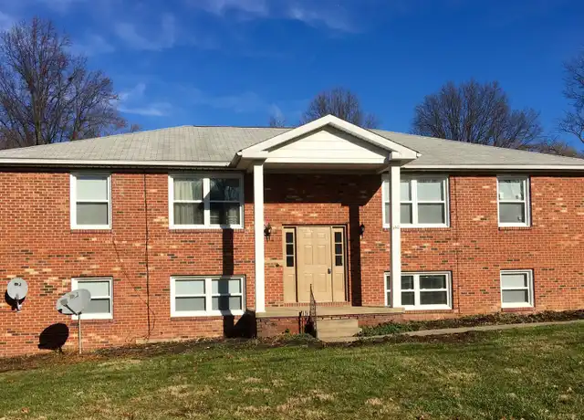 Property at 440 Mathews Rd Unit 2, Youngstown, OH, 44512, 2 beds, 1 bath, [object Object]