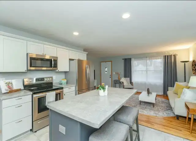 Property at 1743 1st St NW, Rochester, MN, 55901, 3 beds, 2 baths, [object Object]