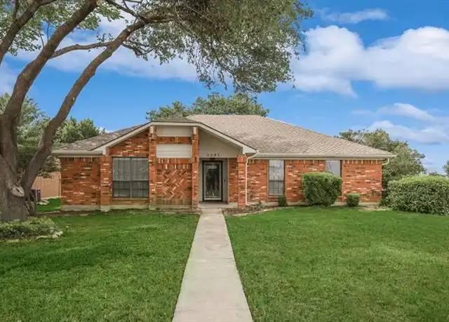 Property at 1501 Springaire Ln, Lewisville, TX, 75077, 3 beds, 2 baths, [object Object]