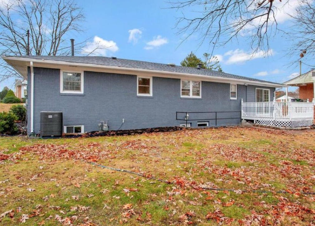Photo of 8300 Deborah St, Clinton, MD 20735